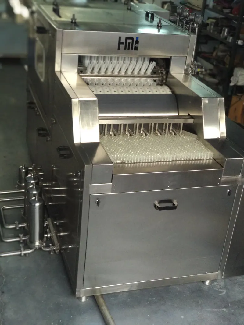 Catalogue reference illustration of Linear Tunnel Vial Washing Machine; final configuration may vary.