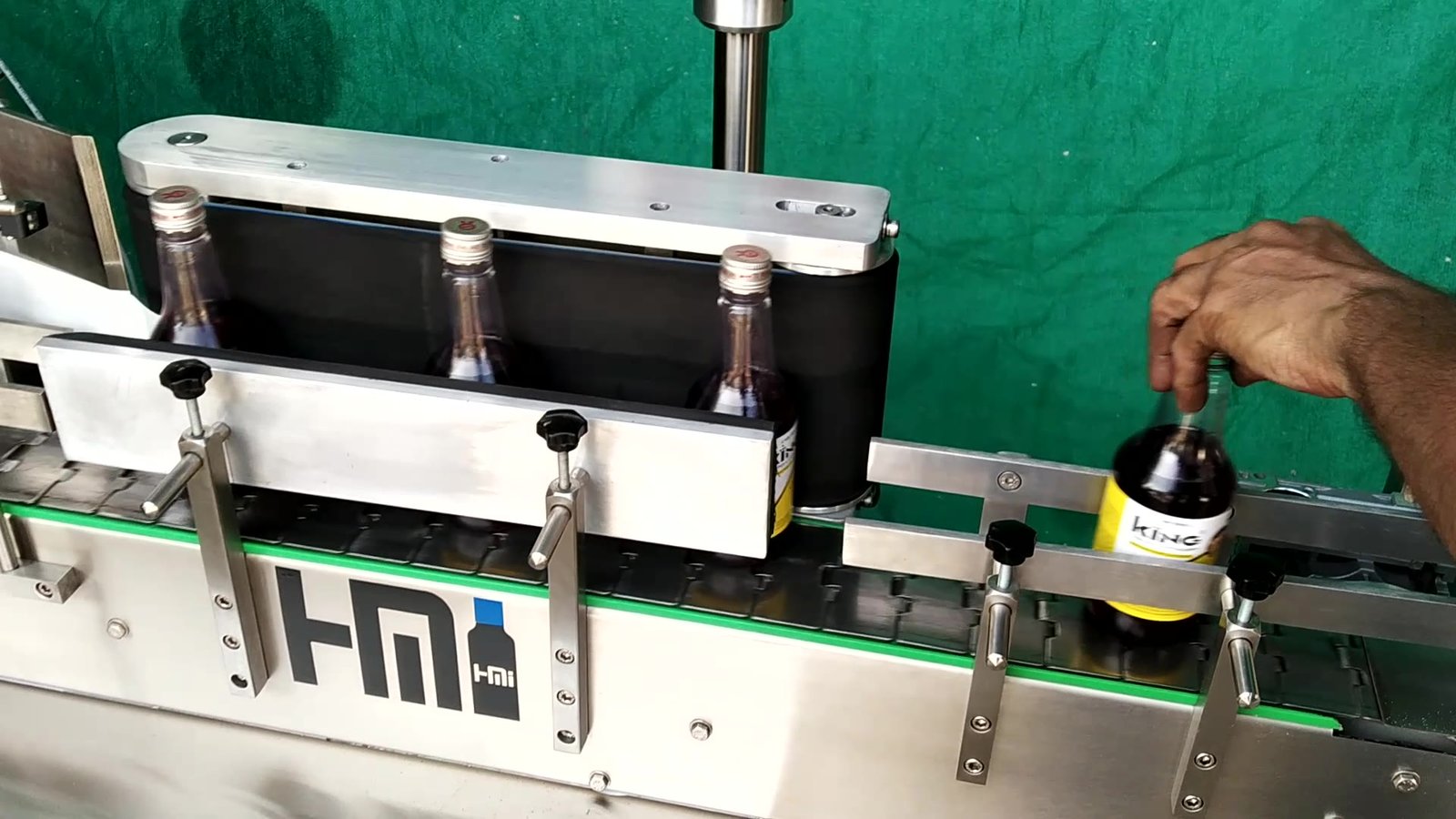 Round Bottle Sticker Labeling Machine video thumbnail
